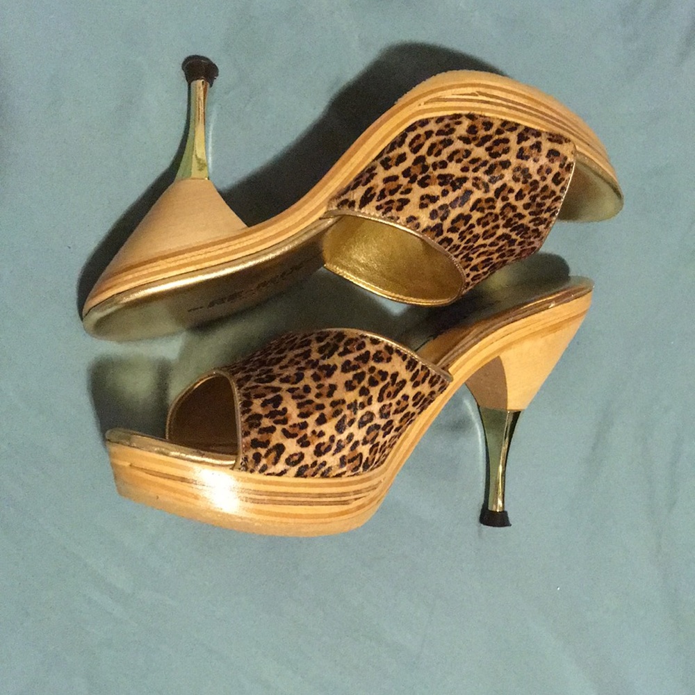Re-Mix/Polly’s of Hollywood Leopard Print Size 8 Stiletto Slides